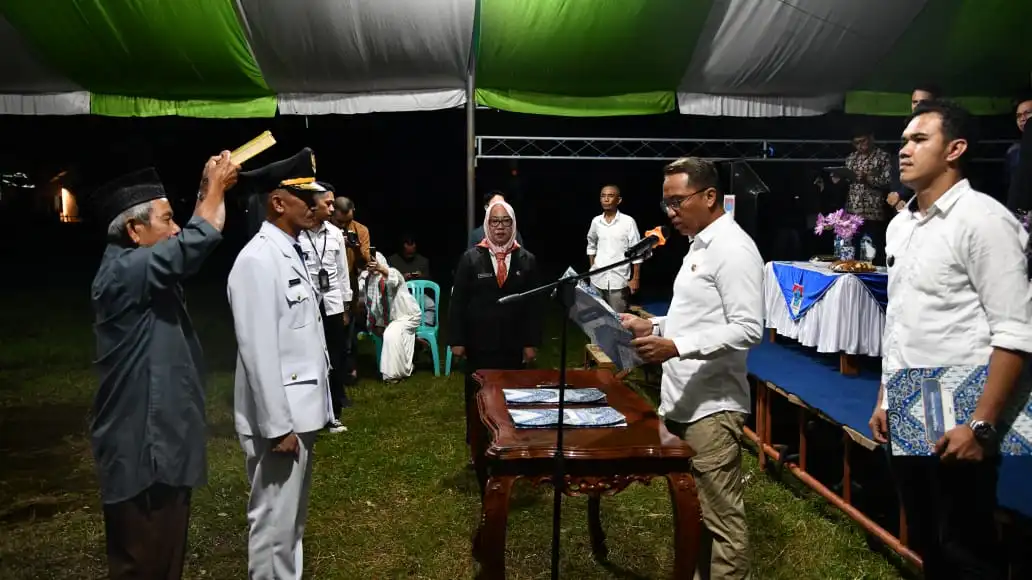 Sachrul Mamonto Lantik Kepala Dinas Nakertrans dan Camat Motongkad