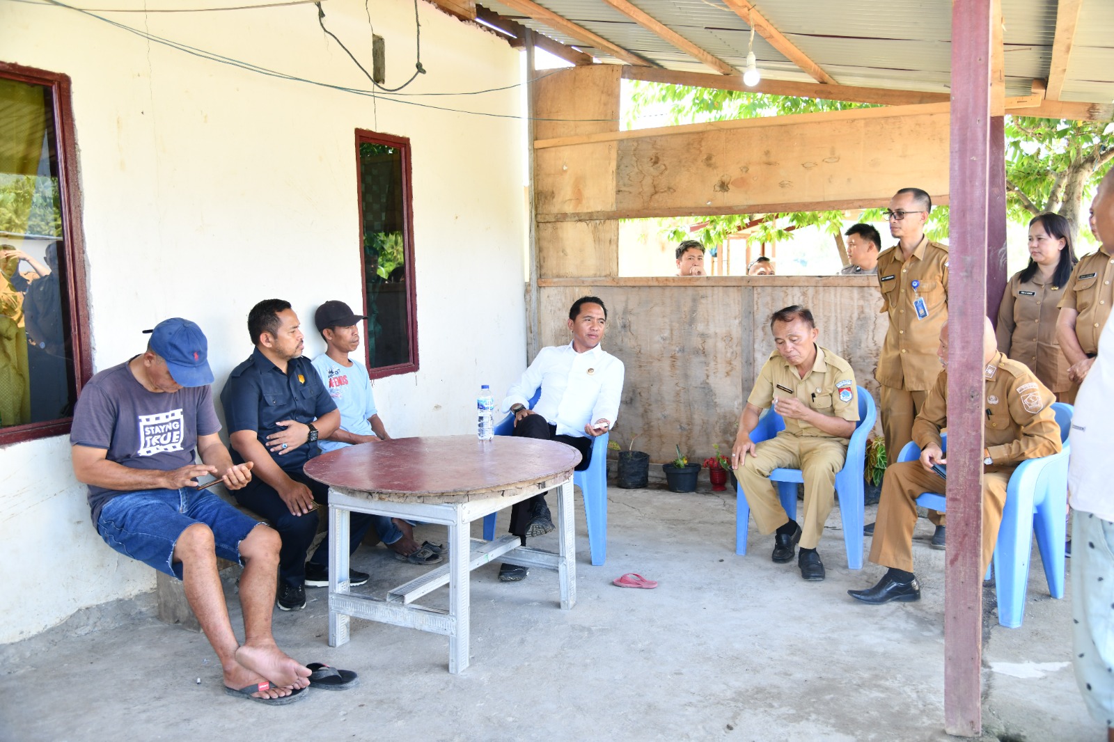 Pemkab Boltim Segera Memberikan Pasokan Listrik di Kawasan Permukiman RTLH Desa Tutuyan II