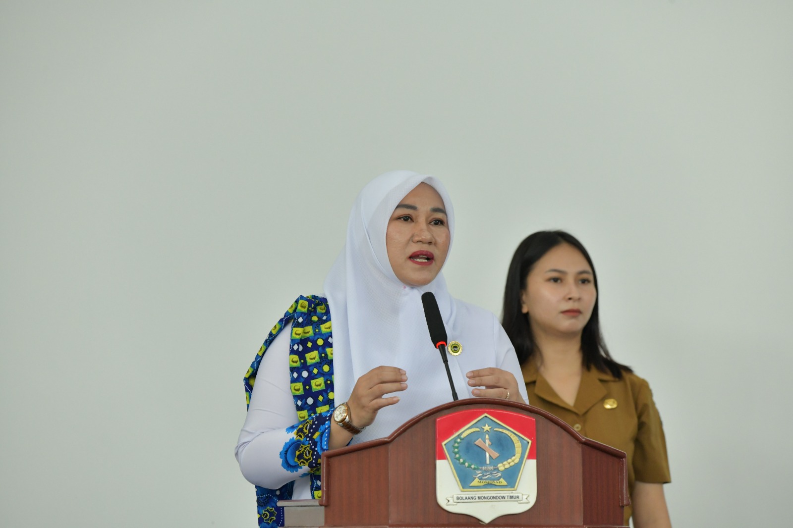 Wakili Bupati, Asisten I Lantik Pengurus BKMT Kabupaten Boltim Periode 2022-2027