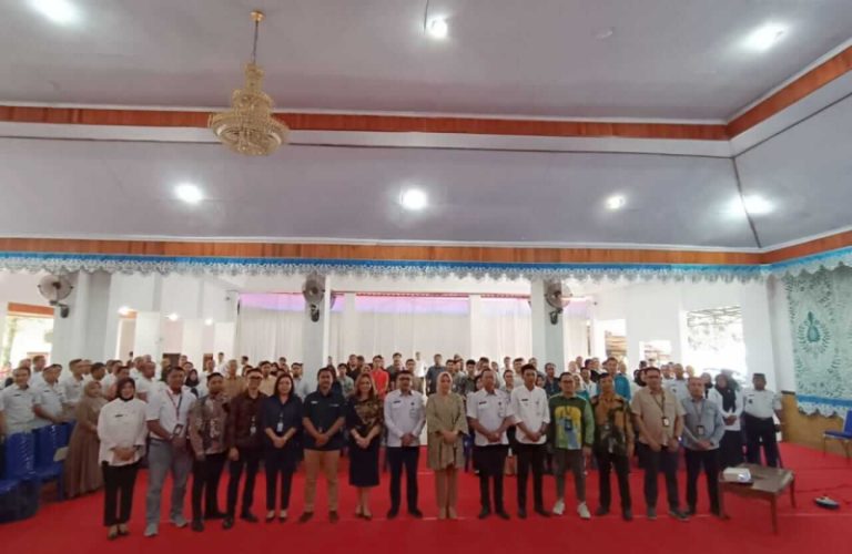 Audiensi dengan Pelaku Usaha, Tatong Bara Sekaligus Sosialisasi Ranperwa Batas Desa dan Kelurahan, Rabu 26 Juli 2023. Foto : Protokol Dinas Kominfo Kotamobagu.