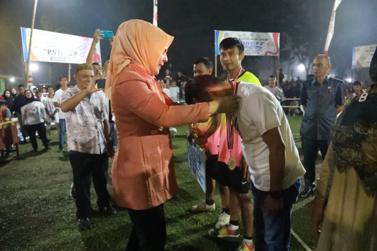 Tatong Bara Tutup Secara Resmi Kejuaran Sepak Takraw PSTI Cup II Kotamobagu