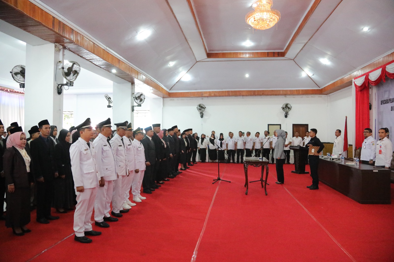 Hari Ini, Menyusul 102 Pejabat Struktural Dilantik, Tatong Bara Berharap Dapat Memberikan Kontribusi Besar Bagi Pemda