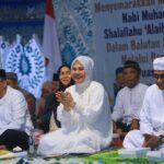 Wali Kota Kotamobagu, Ir. Hj. Tatong Bara, Senin, 11 September 2023, menghadiri Dzikir dan Ifthor Akbar oleh Komunitas SAINS SulutGo. Foto : Protokol Dinas Kominfo Kotamobagu.