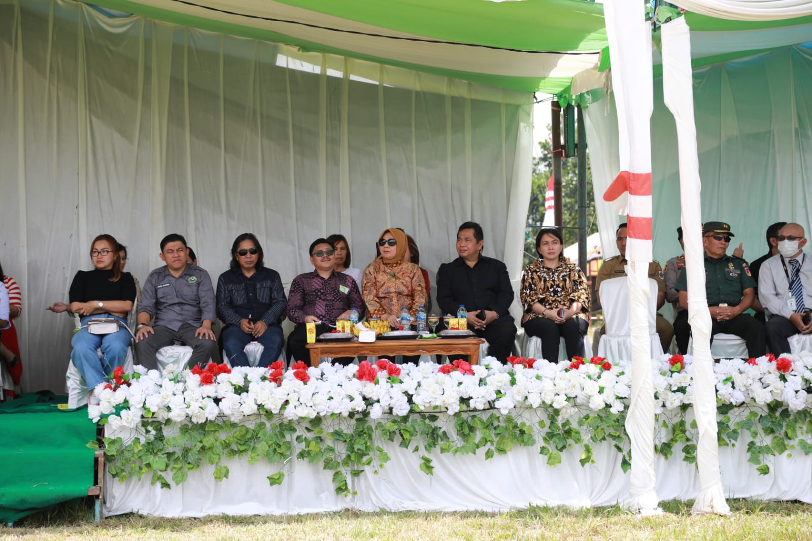 Wali Kota Kotamobagu, Ir. Hj. Tatong Bara Hadiri Pembukaan Kemah Kerja Pemuda GMIBM Tahun 2023, Selasa, 19 September 2023. Foto : Protokol Dinas Kominfo Kotamobagu.