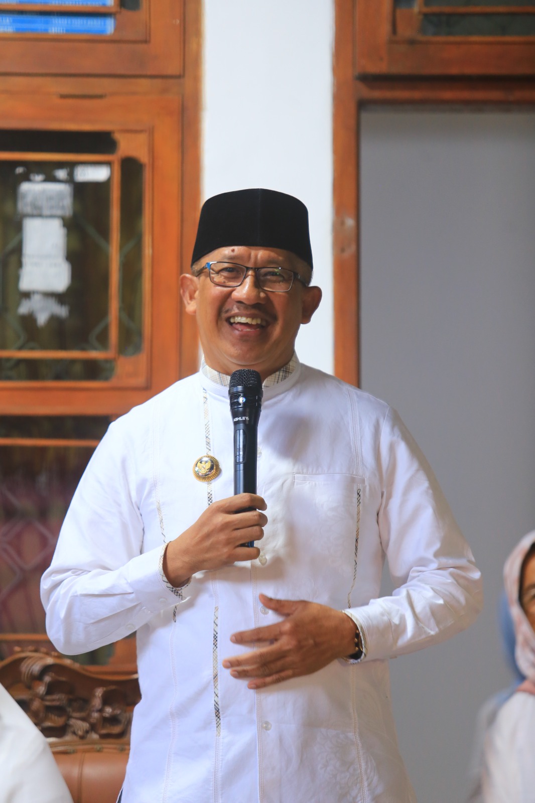 Pj Wali Kota Kotamobagu, Dr. Drs. H. Asripan Nani, M.Si, silaturahmi bersama keluarga dan masyarakat Kota Kotamobagu, Selasa 26 September 2023. Foto : Protokol Dinas Kominfo Kotamobagu