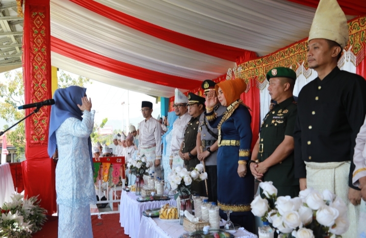 Tatong Bara Irup Upacara Peringatan HUT ke – 59 Provinsi Sulawesi Utara