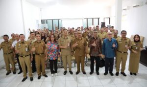 Wali Kota Kotamobagu, Dr. Drs. Hi. Asripan Nani, M.Si, Buka Kegiatan Kick Off Meeting Penyusunan RPJPD Kota Kotamobagu Tahun 2025-2045, Selasa 3 Oktober 2023. Foto : Protokol Dinas Kominfo Kotamobagu.