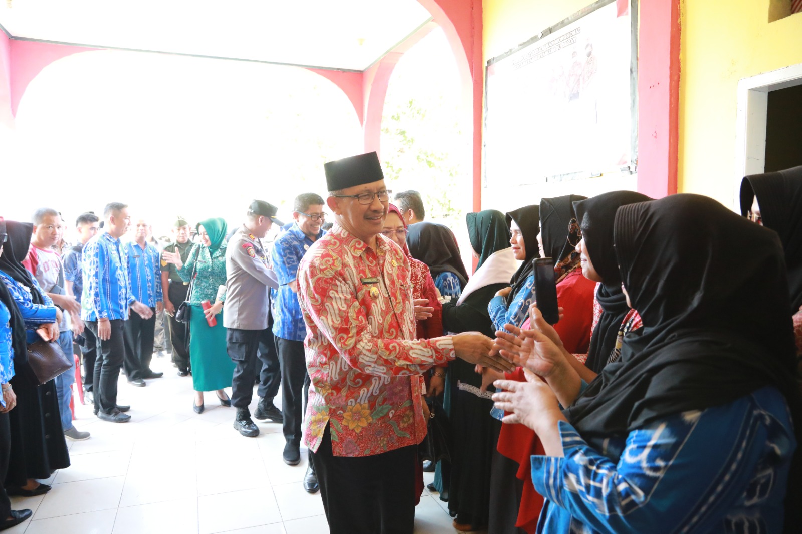 Pj Wali Kota Asripan Nani Kunker dan Silaturahmi di Kecamatan Kotamobagu Barat