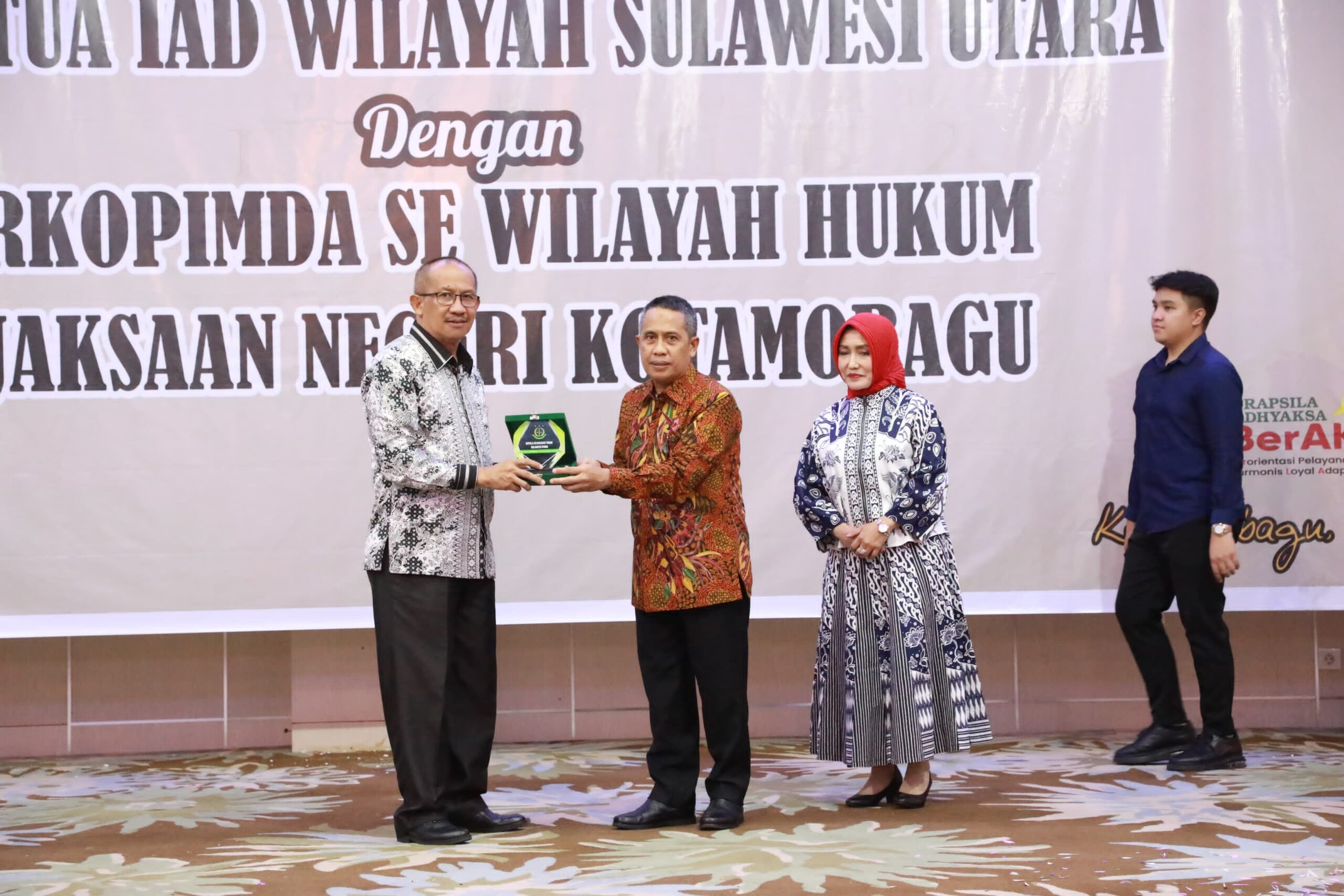 Wali Kota Kotamobagu Hadiri Malam Ramah Tamah Kepala Kejaksaan Tinggi Sulut