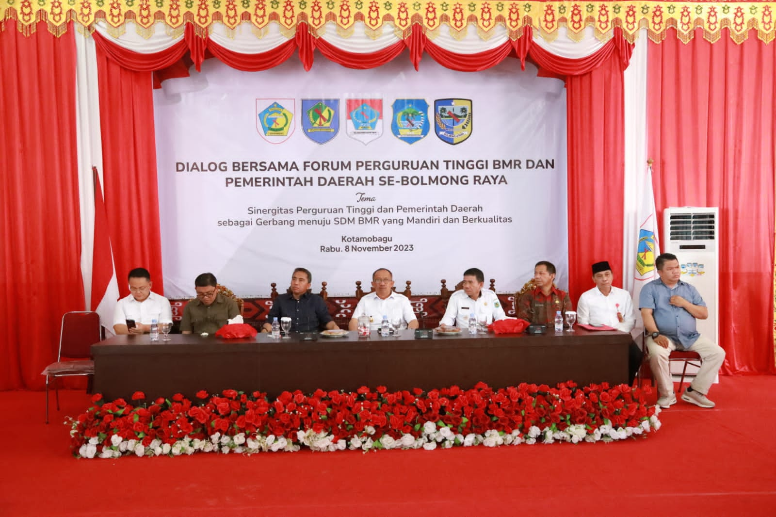 Pemerintah Kota Kotamobagu menggelar Dialog Forum Perguruan Tinggi Bersama Kepala Daerah se-BMR, Rabu, 8 November 2023. Foto : Protokol Dinas Kominfo Kotamobagu.