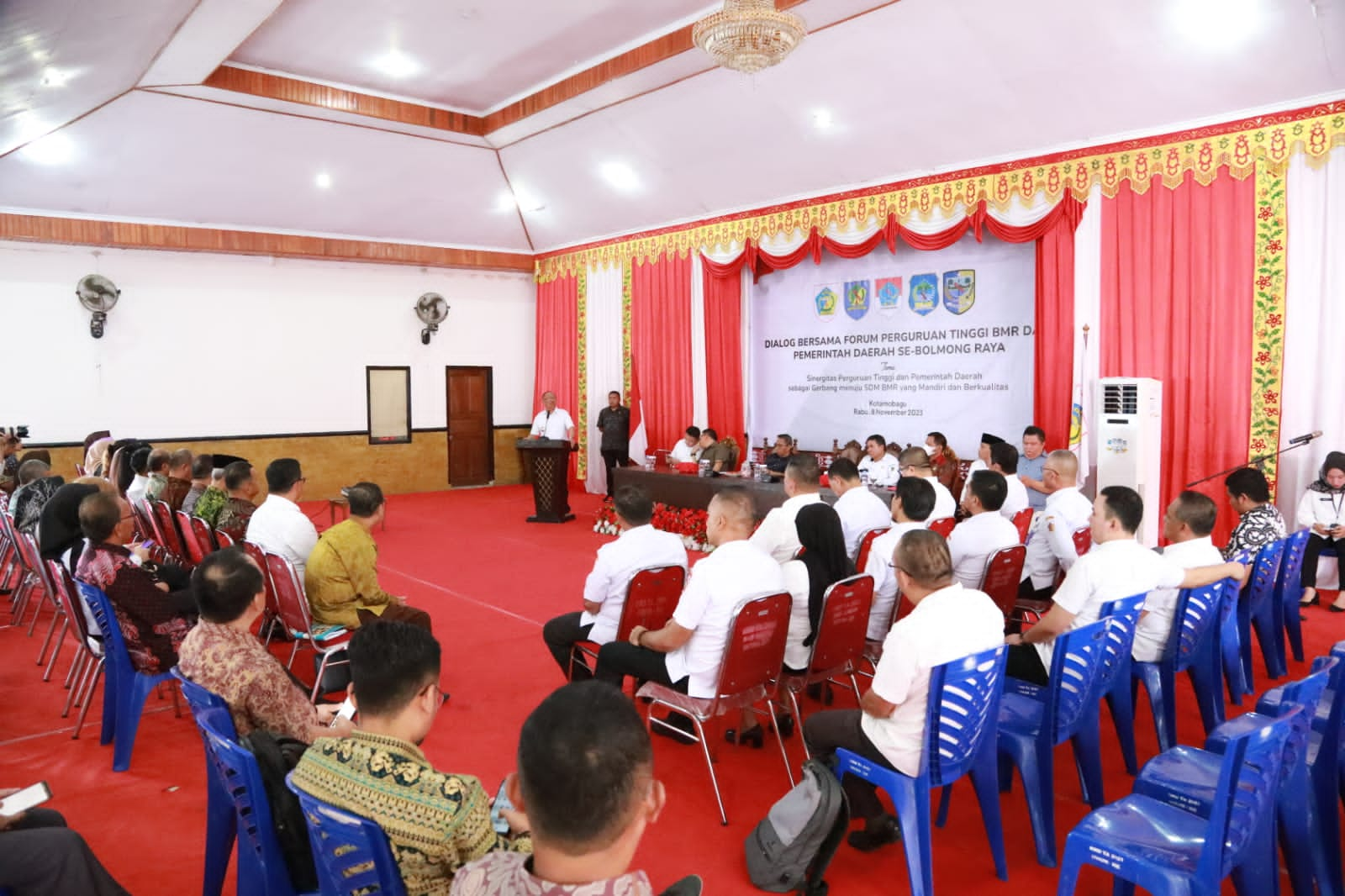 Pemerintah Kota Kotamobagu menggelar Dialog Forum Perguruan Tinggi Bersama Kepala Daerah se-BMR, Rabu, 8 November 2023. Foto : Protokol Dinas Kominfo Kotamobagu.