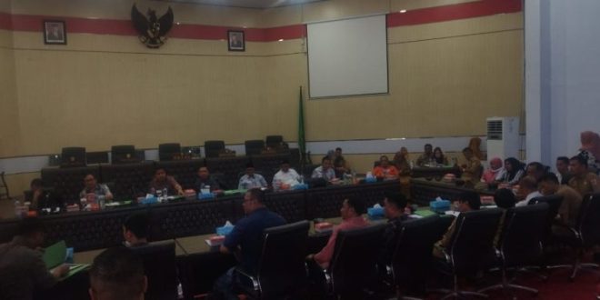 DPRD RDP Bersama FIF Cabang Kotamobagu