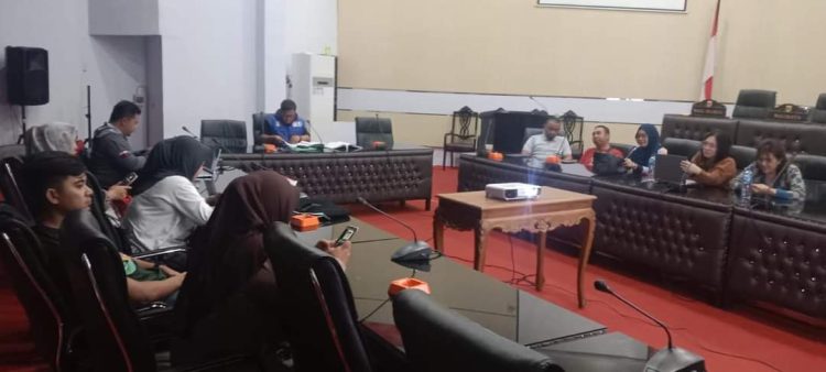 DPRD Kotamobagu Matangkan Ranperda dan Retribusi Daerah Bersama OPD