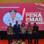 Wali Kota Kotamobagu Hadiri Penganugerahan Penghargaan Pena Emas dari PWI ke Gubernur Sulut