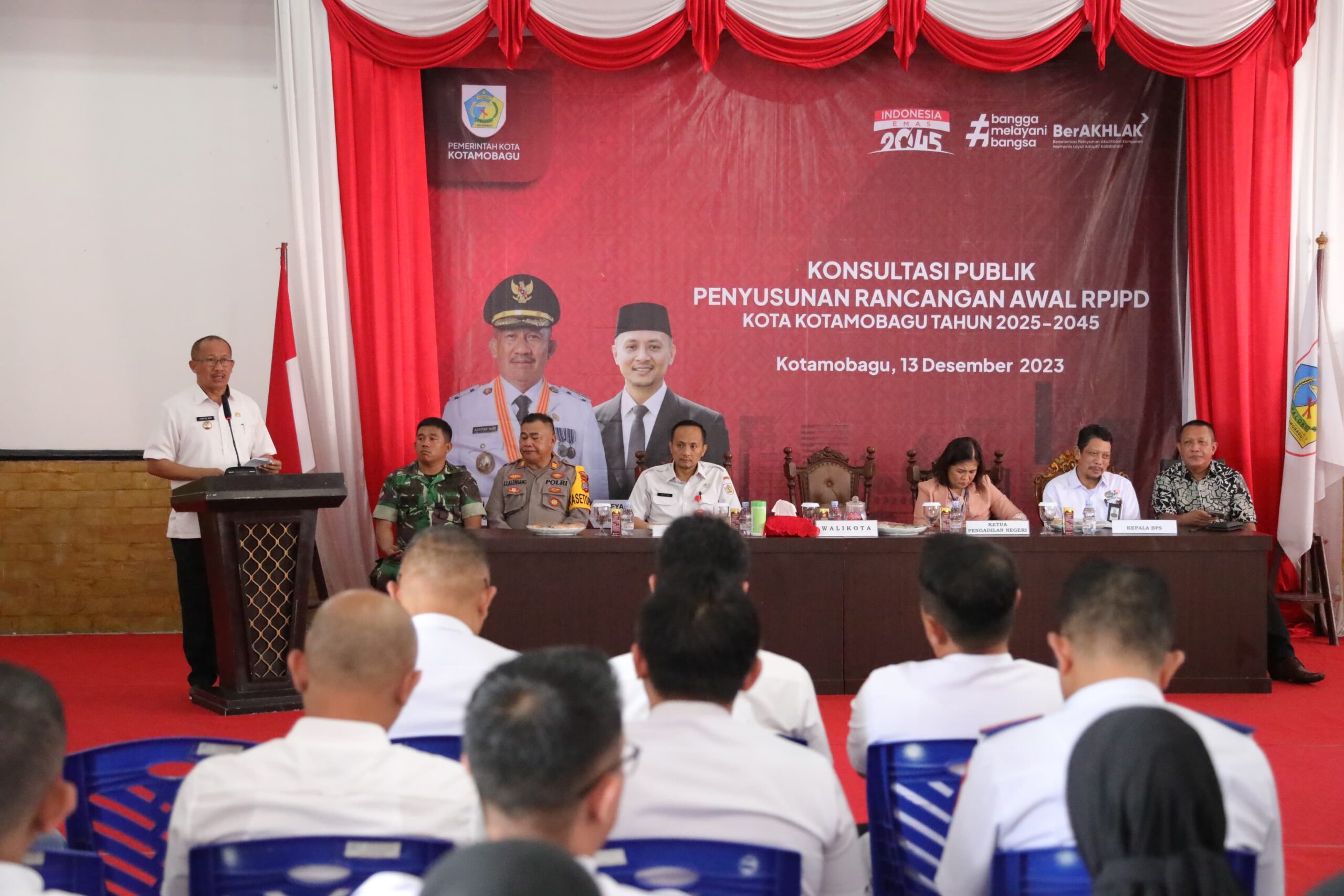 Wali Kota Asripan Nani Buka Kegiatan Forum Konsultasi Publik RPJPD Kotamobagu