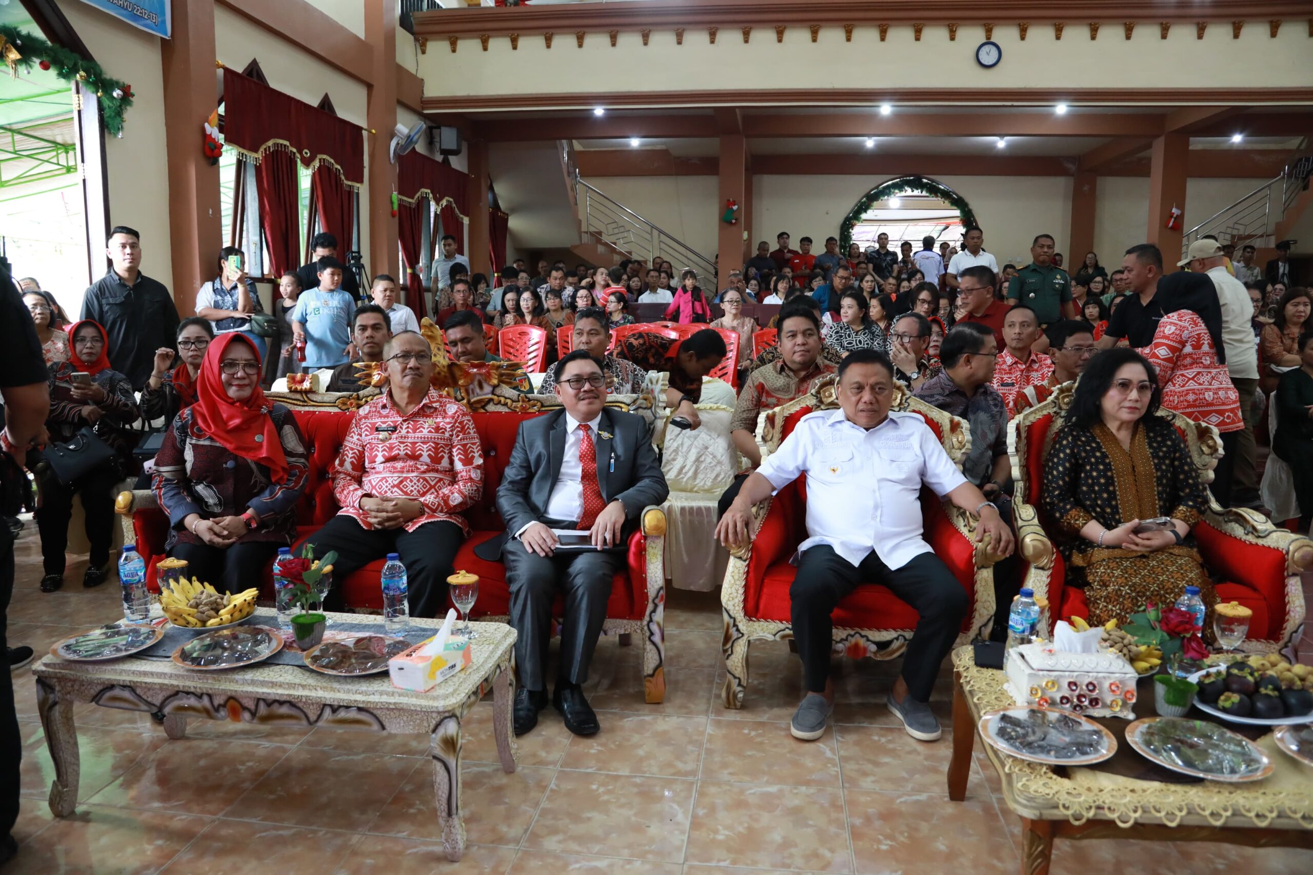 Asripan Nani Dampingi Gubernur Sulut Hadiri Pelaksanaan Ibadah Syukur Nataru 2024 Sinode GMIBM