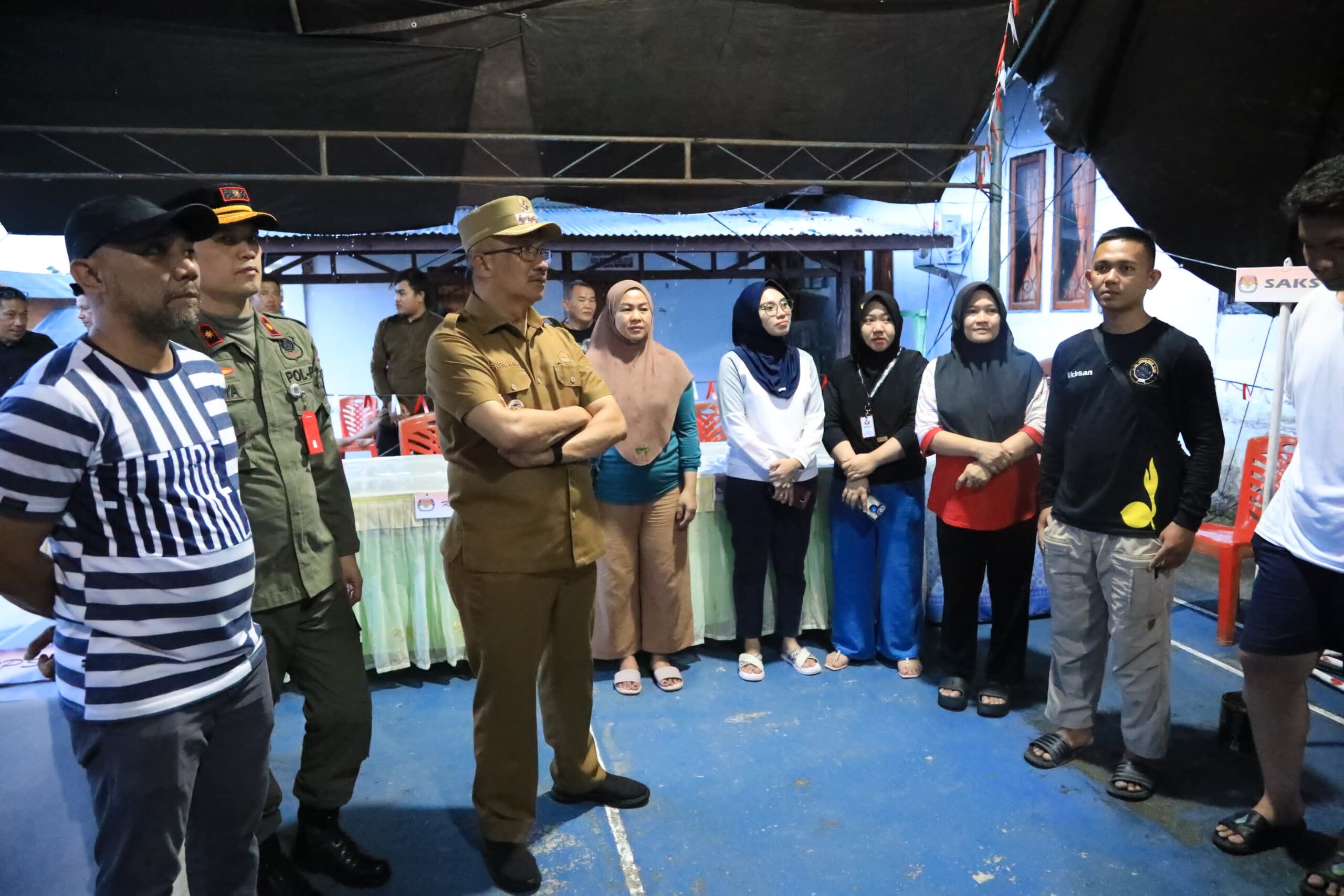 Asripan Nani Bersama Forkopimda Tinjau Langsung Kesiapan TPS di Kota Kotamobagu, Selasa 13 Februari 2024. Foto : Protokol Dinas Kominfo Kotamobagu.