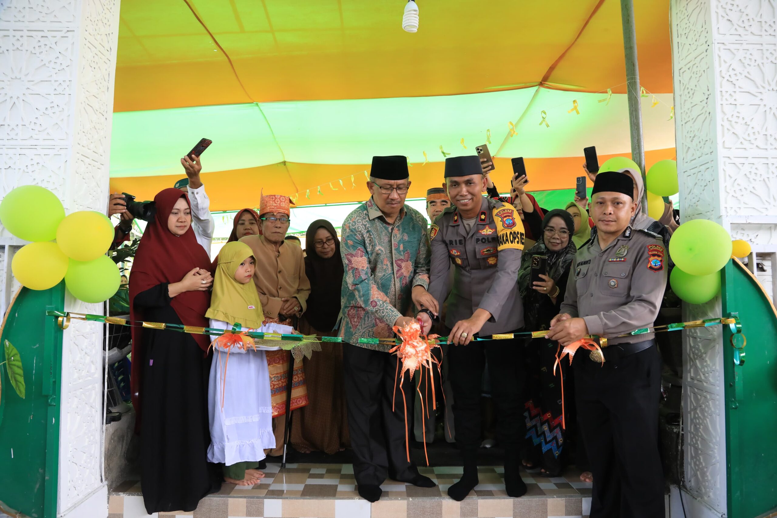 Penjabat Wali Kota Kotamobagu Resmikan Masjid Al-Aqsha Desa Moyag