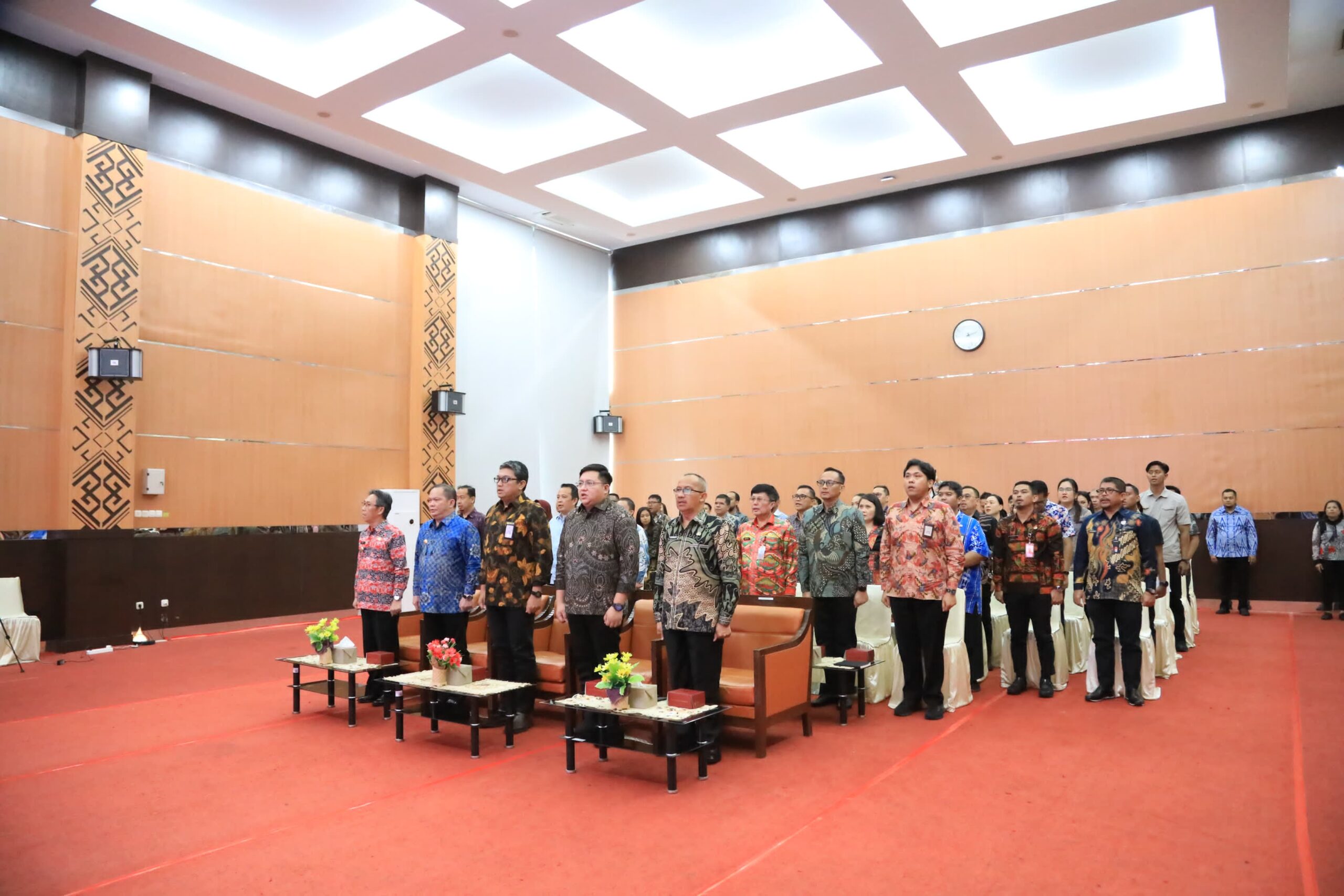 Pj Wali Kota Asripan Nani Serahkan LKPD Unaudited Pemkot Kotamobagu ke BPK Sulut, Kamis 28 Maret 2024. Foto : Protokol Dinas Kominfo Kotamobagu.