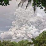 Debu Vulkanik Gunung Ruang Sitaro Menyebar di Kotamobagu, Pemkot Imbau Waspada !