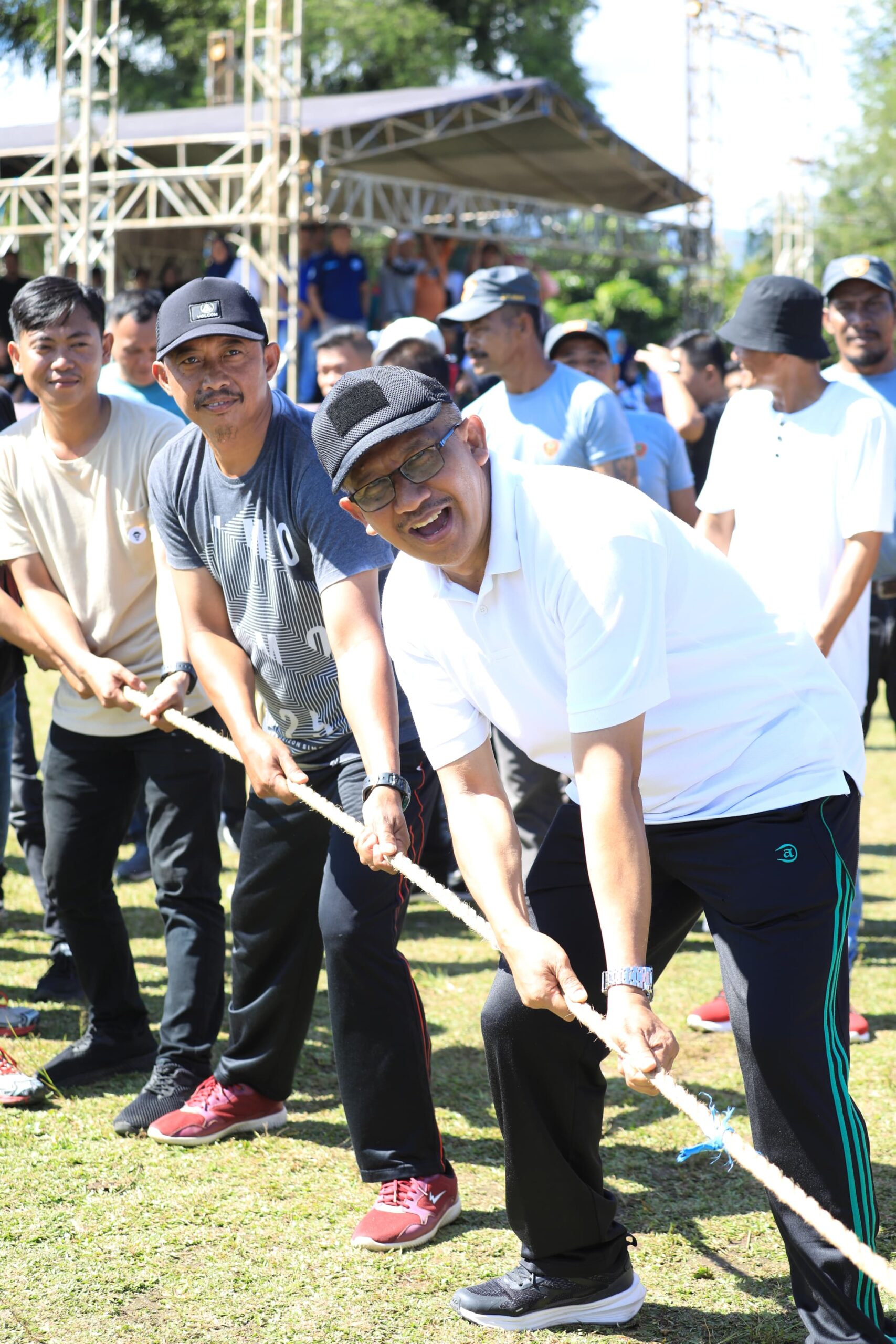 Asripan Nani dan Forkopimda Turut Meriahkan Lomba HUT ke-17 Kota Kotamobagu