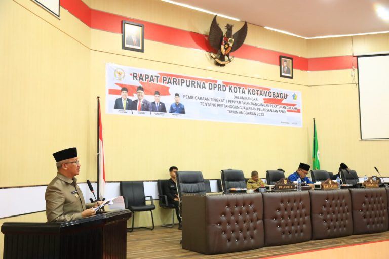 Pj Wali Kota Kotamobagu Sampaikan Ranperda LPJ APBD Tahun 2023