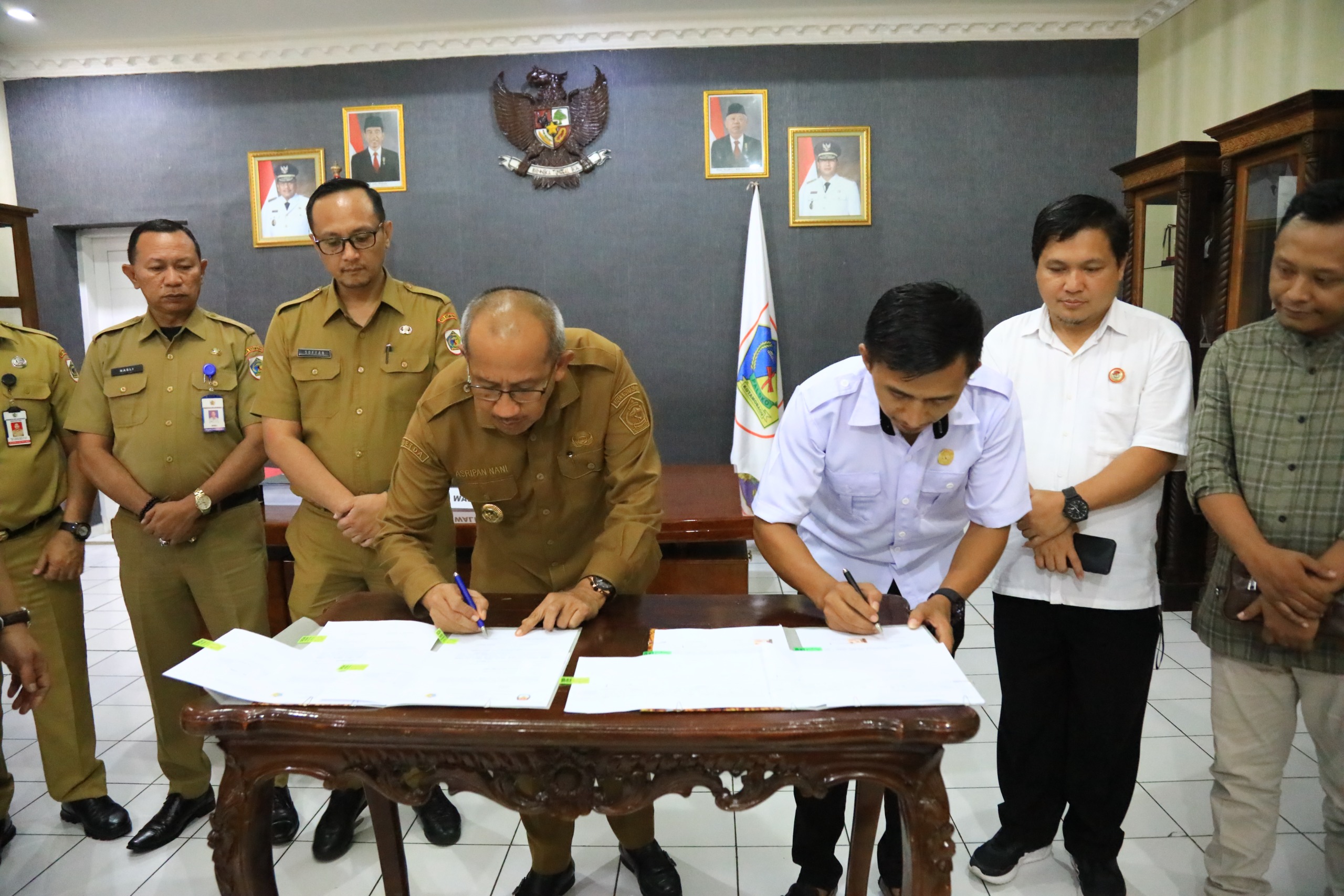 Wali Kota Teken Naskah Perjanjian Hibah Tanah dengan KPU Kotamobagu