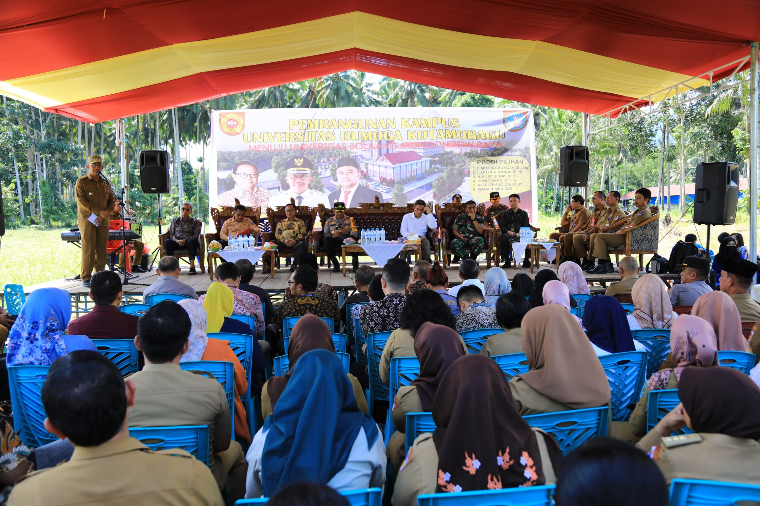 Pj Wali Kota Kotamobagu Letakkan Batu Pertama Pembangunan Gedung Kampus UDK