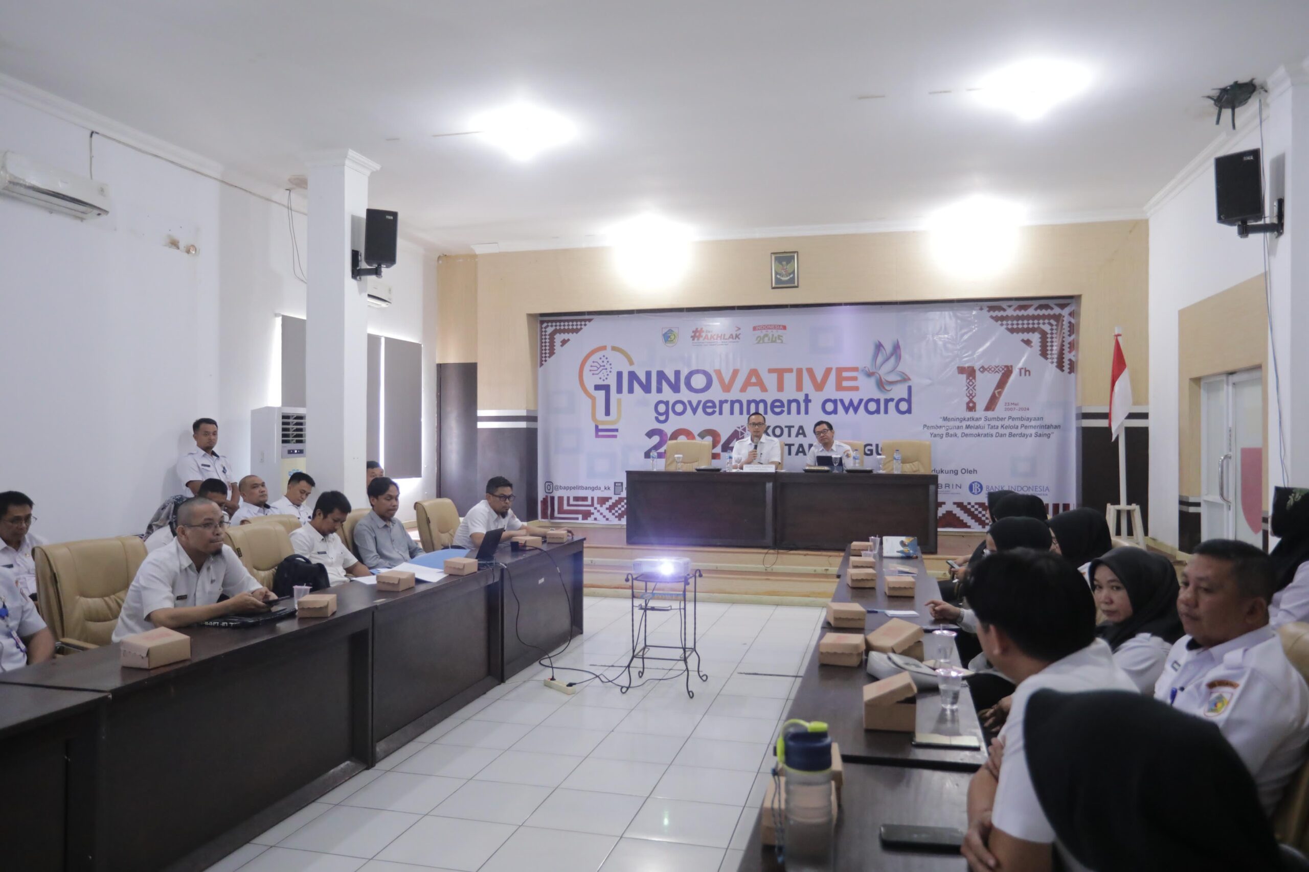 Sekda Kotamobagu Pimpin Rapat Evaluasi Smart City Tahun 2024