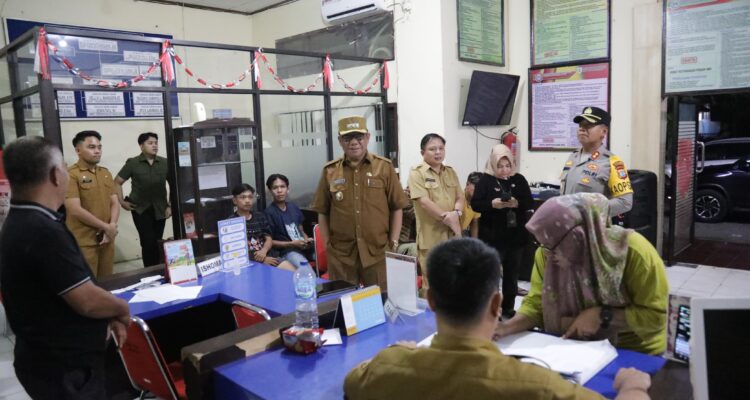 Pj Wali Kota Kotamobagu Tinjau Pelayanan Disdukcapil