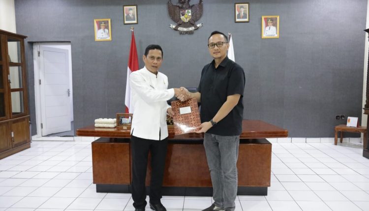 Dukung MBG, Weny Gaib Hibahkan Tanah Pribadi