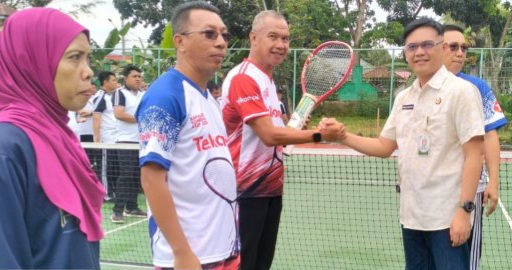 Asisten I Setda Kotamobagu Hadiri Pembukaan Lomba Tenis Motabi Cup 2026