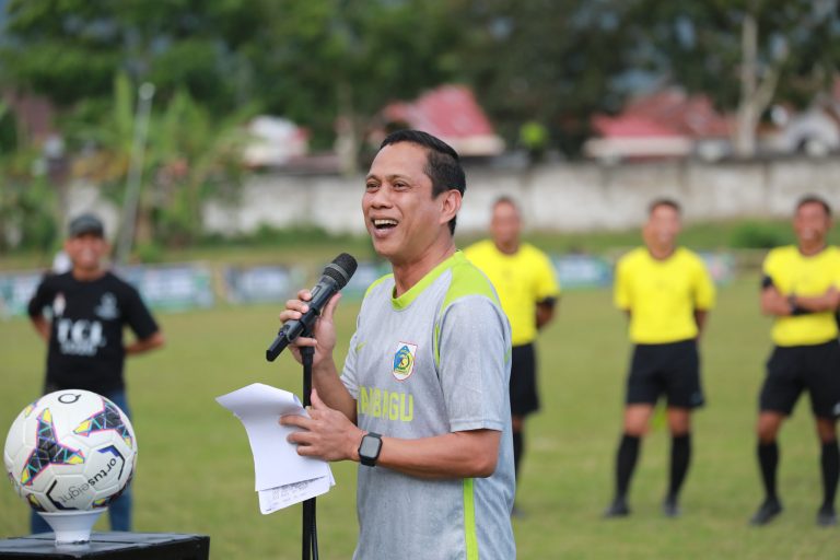 Wali Kota Kotamobagu Secara Resmi Buka Tournament Sepak Bola Totabuan Champion League