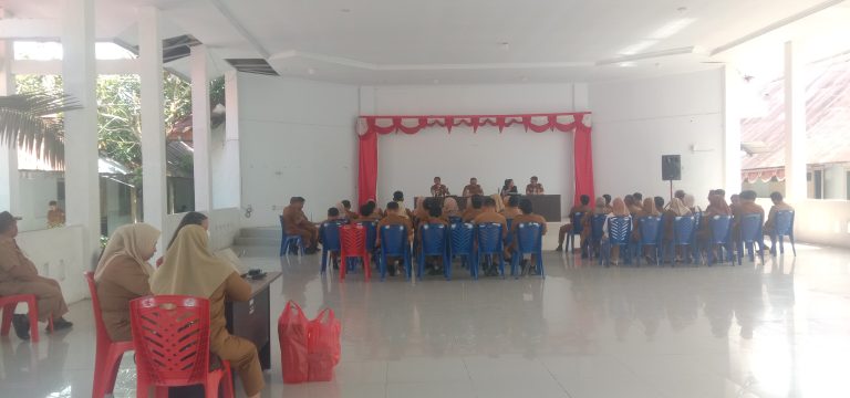 Pemkot Kotamobagu Rapat Bersama Camat dan Sangadi Bahas Masalah Sampah