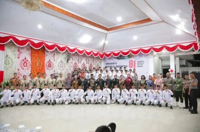 Weny-Rendy Hadiri Resepsi Kenegaraan HUT RI ke-81 Tahun